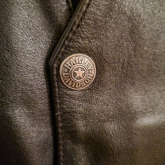 Harley-Davidson leather vest - Picture 5 of 7